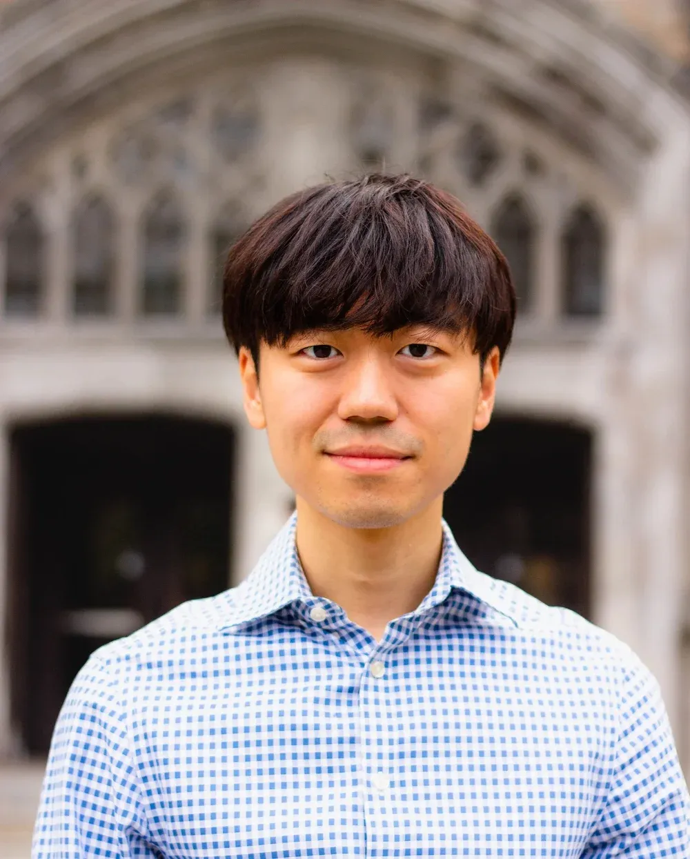 Headshot of Lewin Junwon Kim